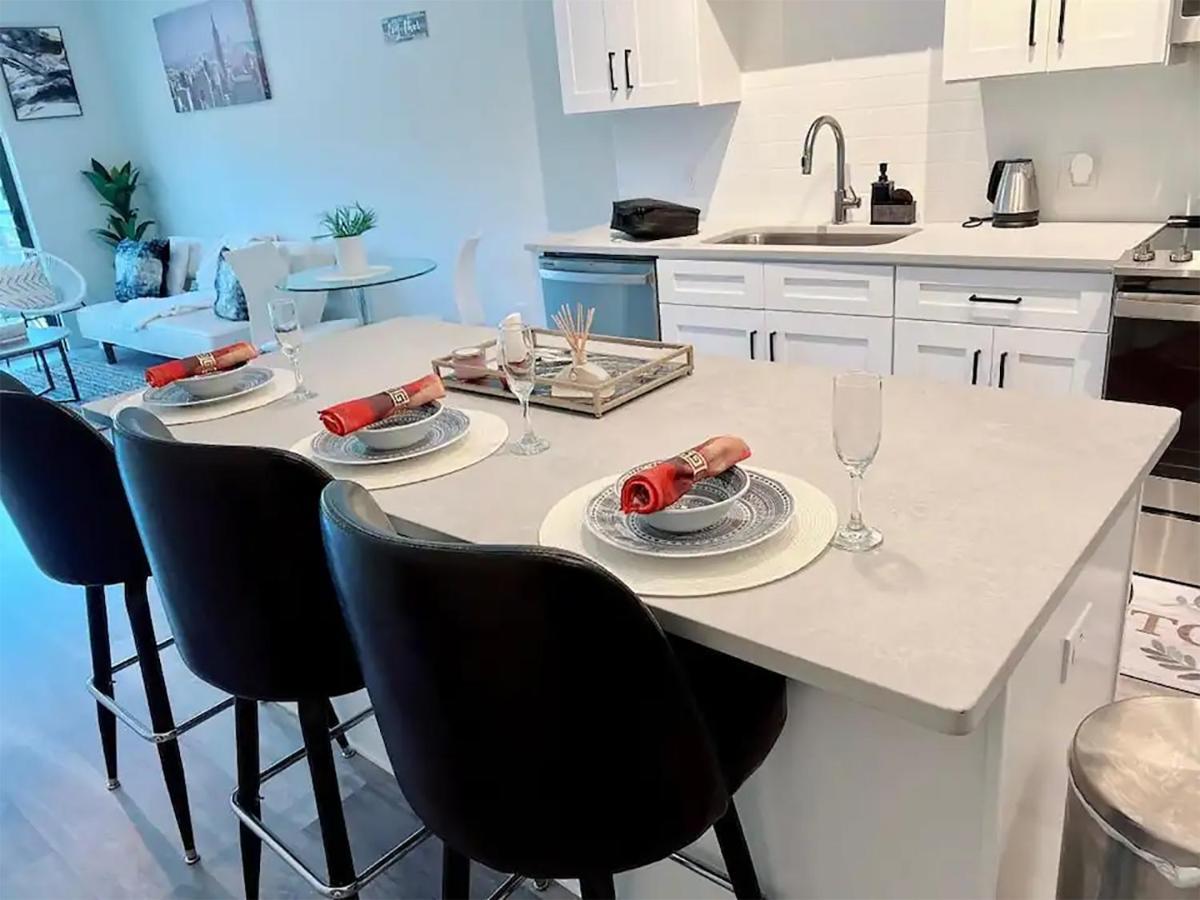 Lux Property Great For 1 To 8 Guests-Family Trip ,5Beds 2Rooms Staycation With Gym And Ev, Proximity To Downtown And Beaches Γουεστ Παλμ Μπιτς Εξωτερικό φωτογραφία