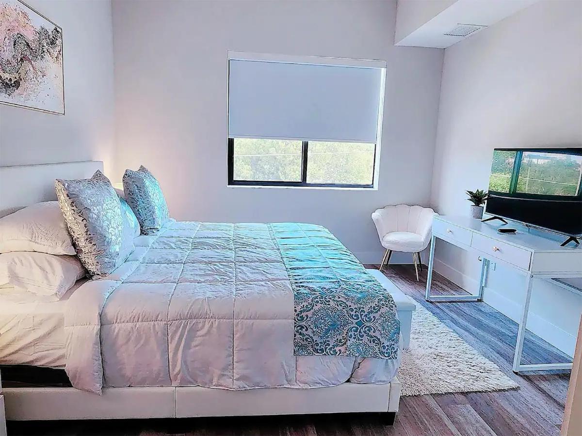 Lux Property Great For 1 To 8 Guests-Family Trip ,5Beds 2Rooms Staycation With Gym And Ev, Proximity To Downtown And Beaches Γουεστ Παλμ Μπιτς Εξωτερικό φωτογραφία