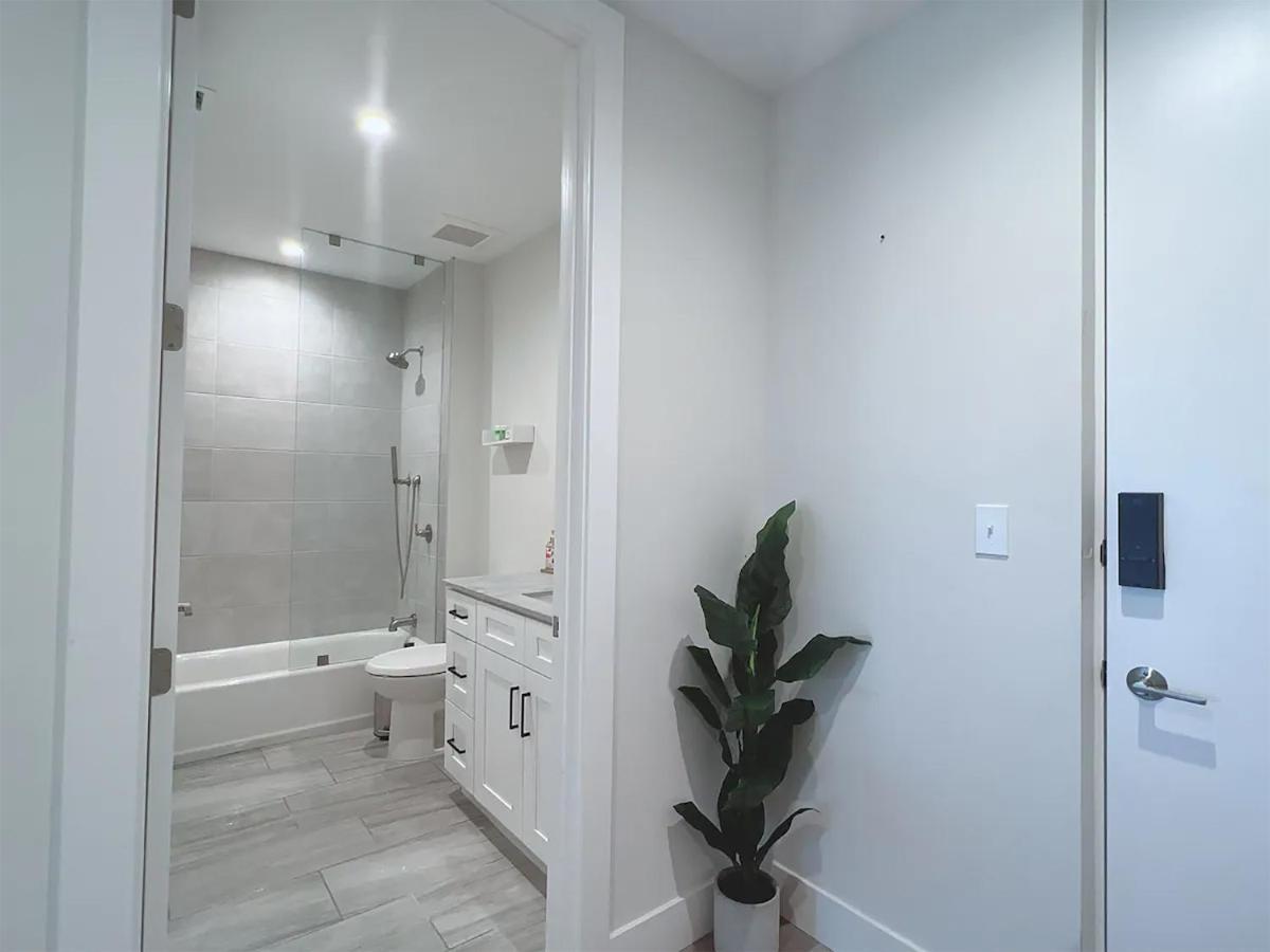 Lux Property Great For 1 To 8 Guests-Family Trip ,5Beds 2Rooms Staycation With Gym And Ev, Proximity To Downtown And Beaches Γουεστ Παλμ Μπιτς Εξωτερικό φωτογραφία
